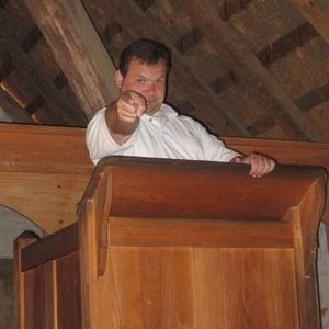 Meet your Posher, Robert